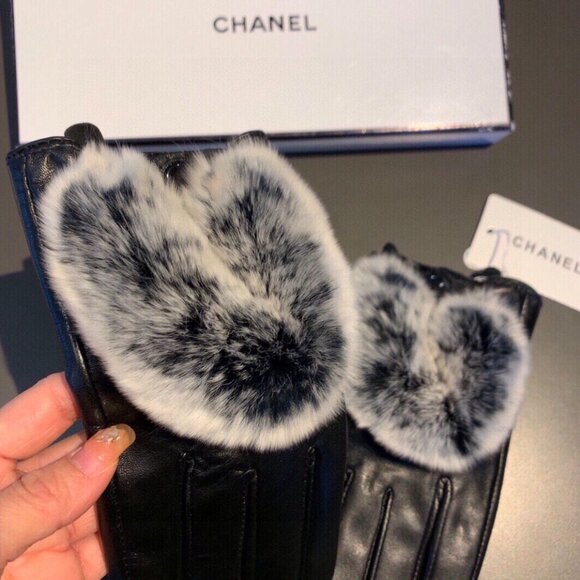 Chanel plush thermal gloves - Picture 6 of 9